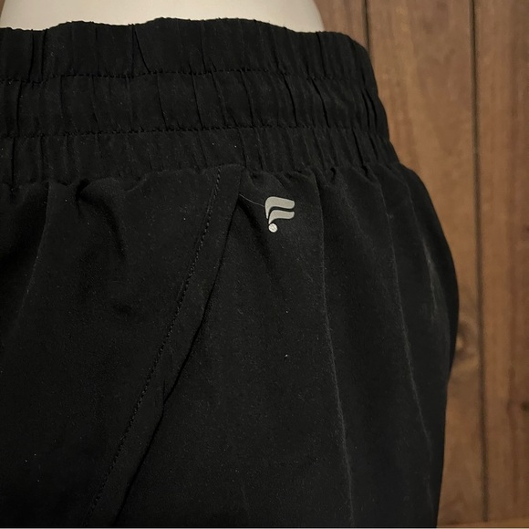 Fabletics Sloane Running Short Black/Smokey Runyon Athletic Shorts Sz L - Picture 5 of 8